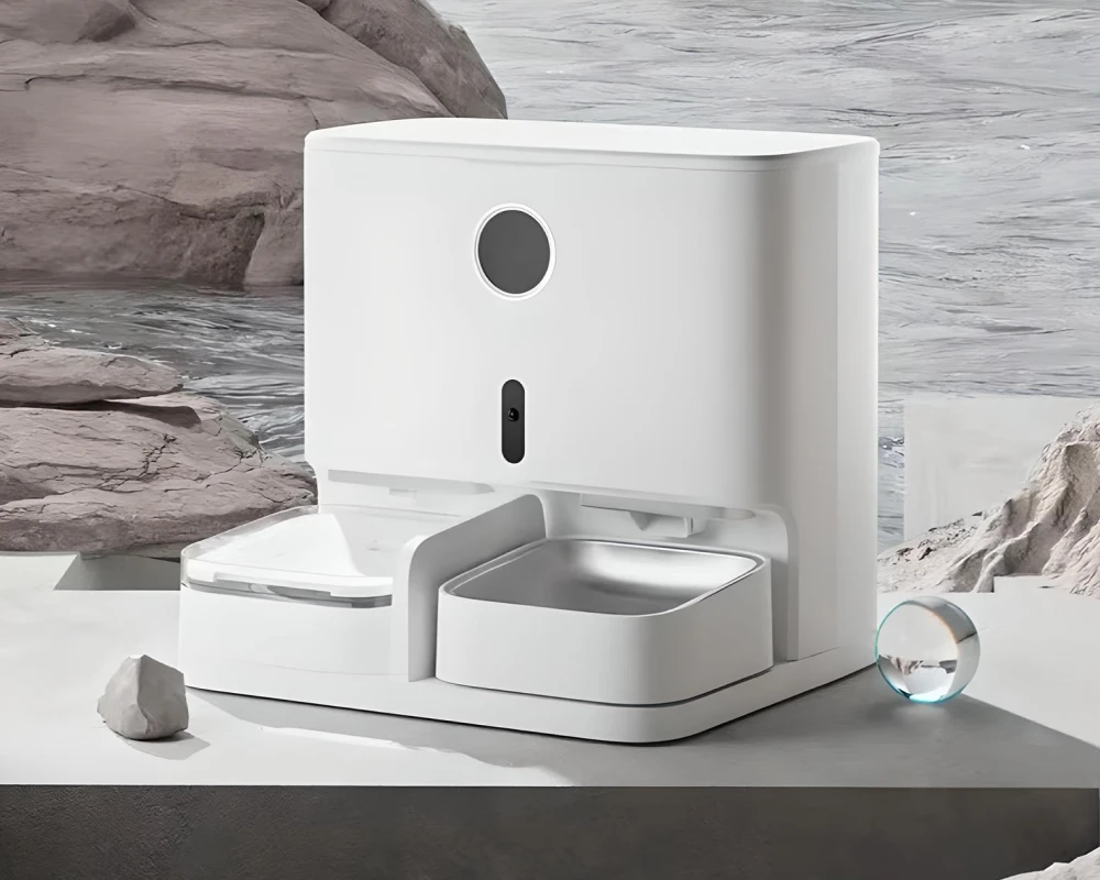 automatic pet feeder and waterer